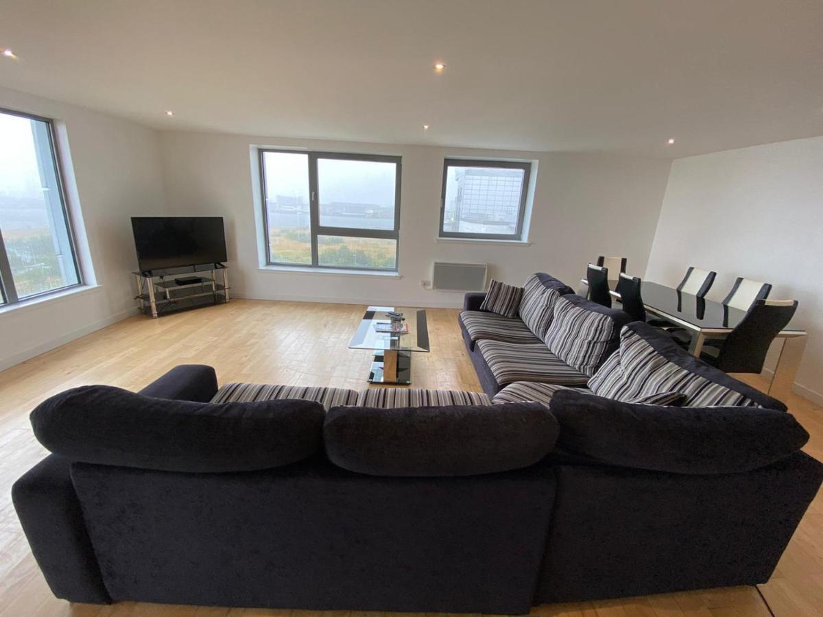 Grand Harbour Apartments Edimburgo Esterno foto