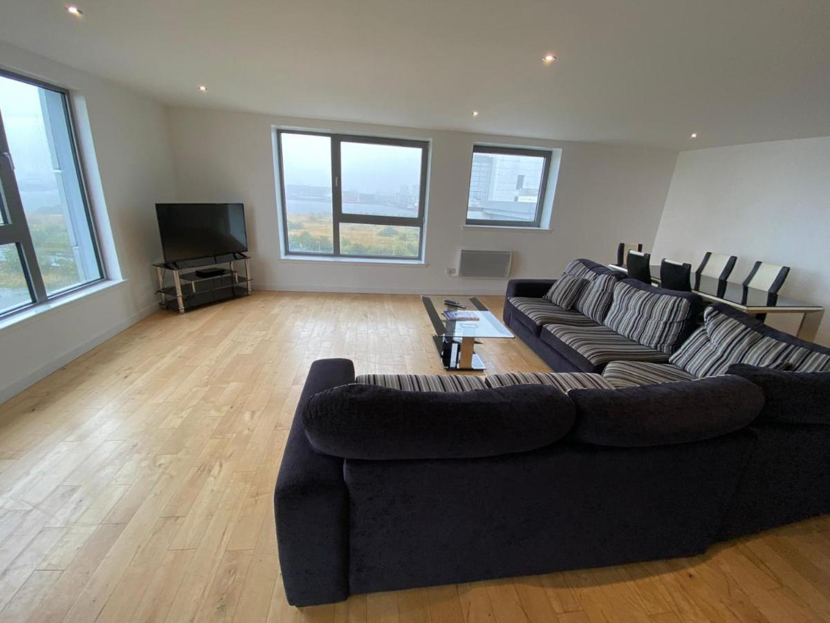 Grand Harbour Apartments Edimburgo Esterno foto