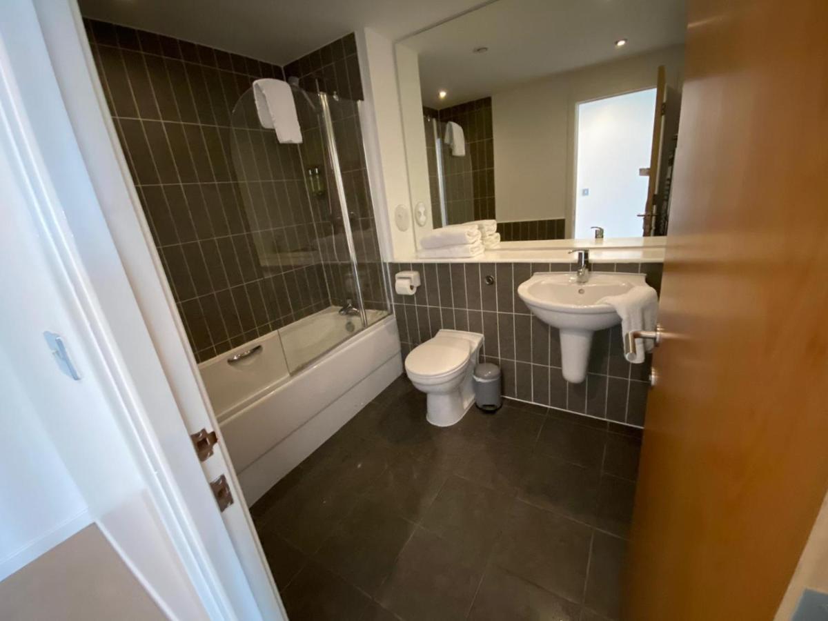 Grand Harbour Apartments Edimburgo Esterno foto